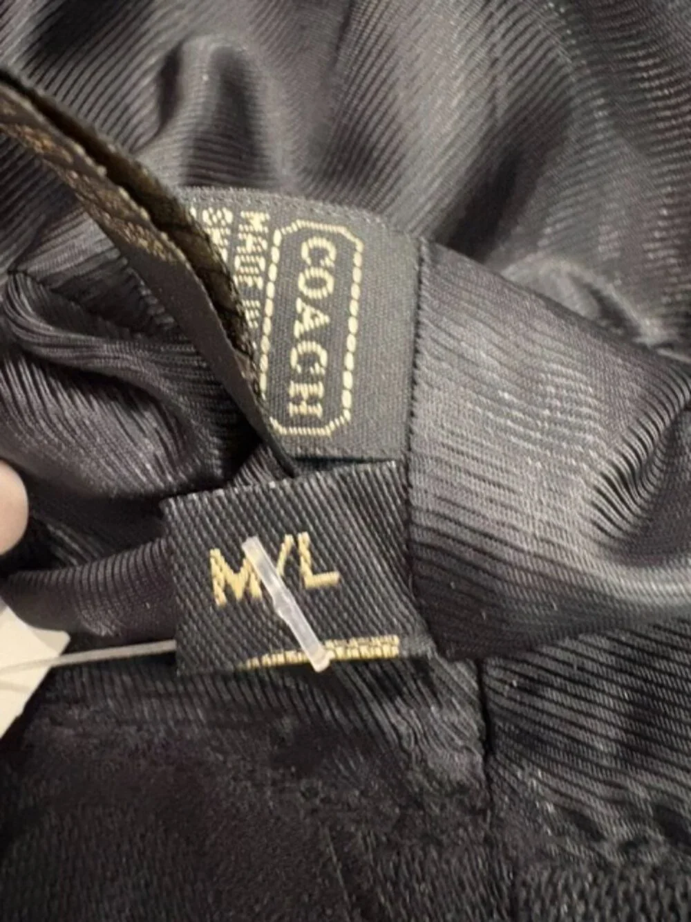 Coach Vintage Sig Crusher Bucket Hat in Black, Size M/L